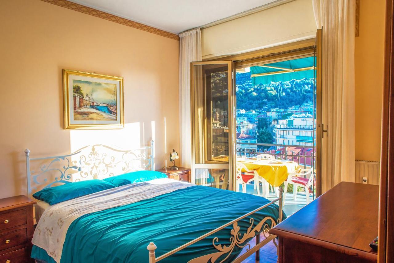 Mari E Monti Appartamento In Centro Rapallo Bagian luar foto