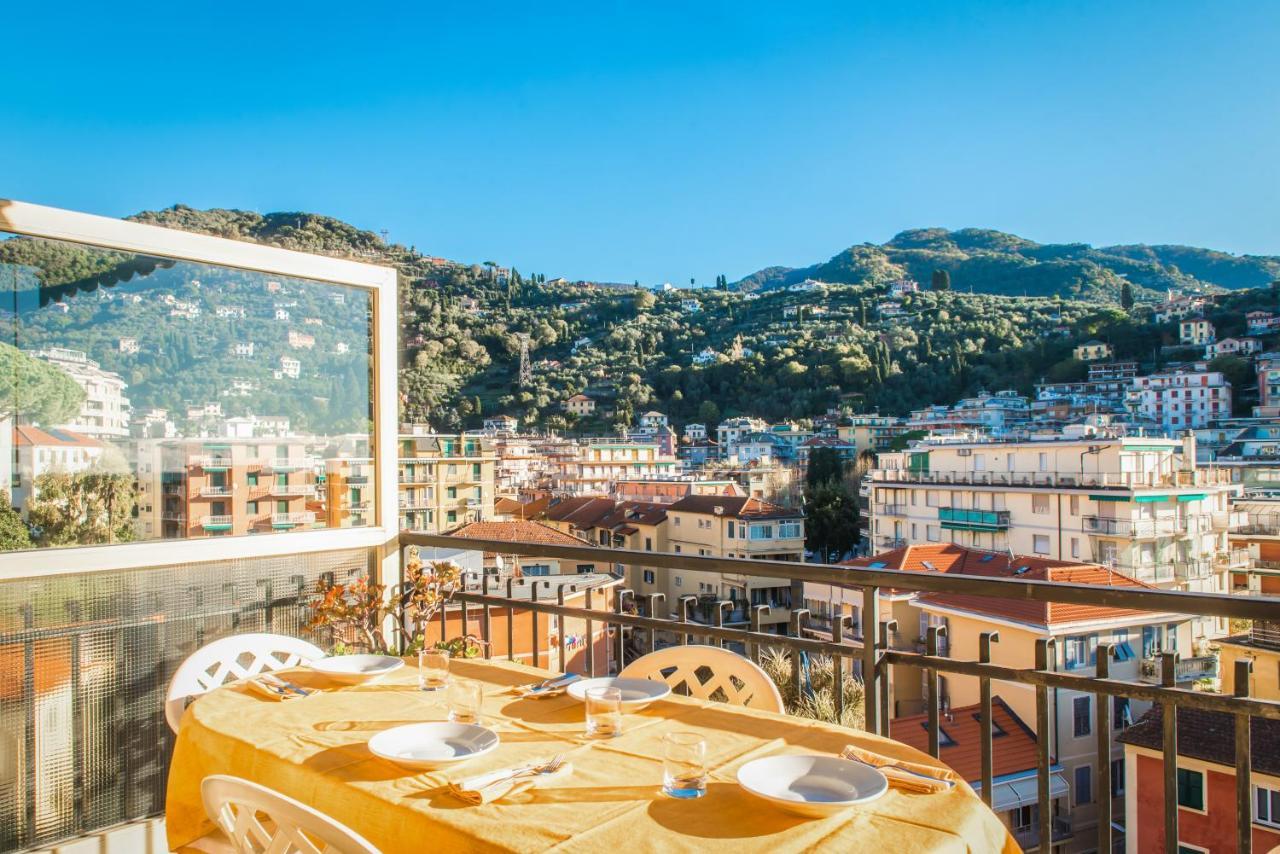 Mari E Monti Appartamento In Centro Rapallo Bagian luar foto